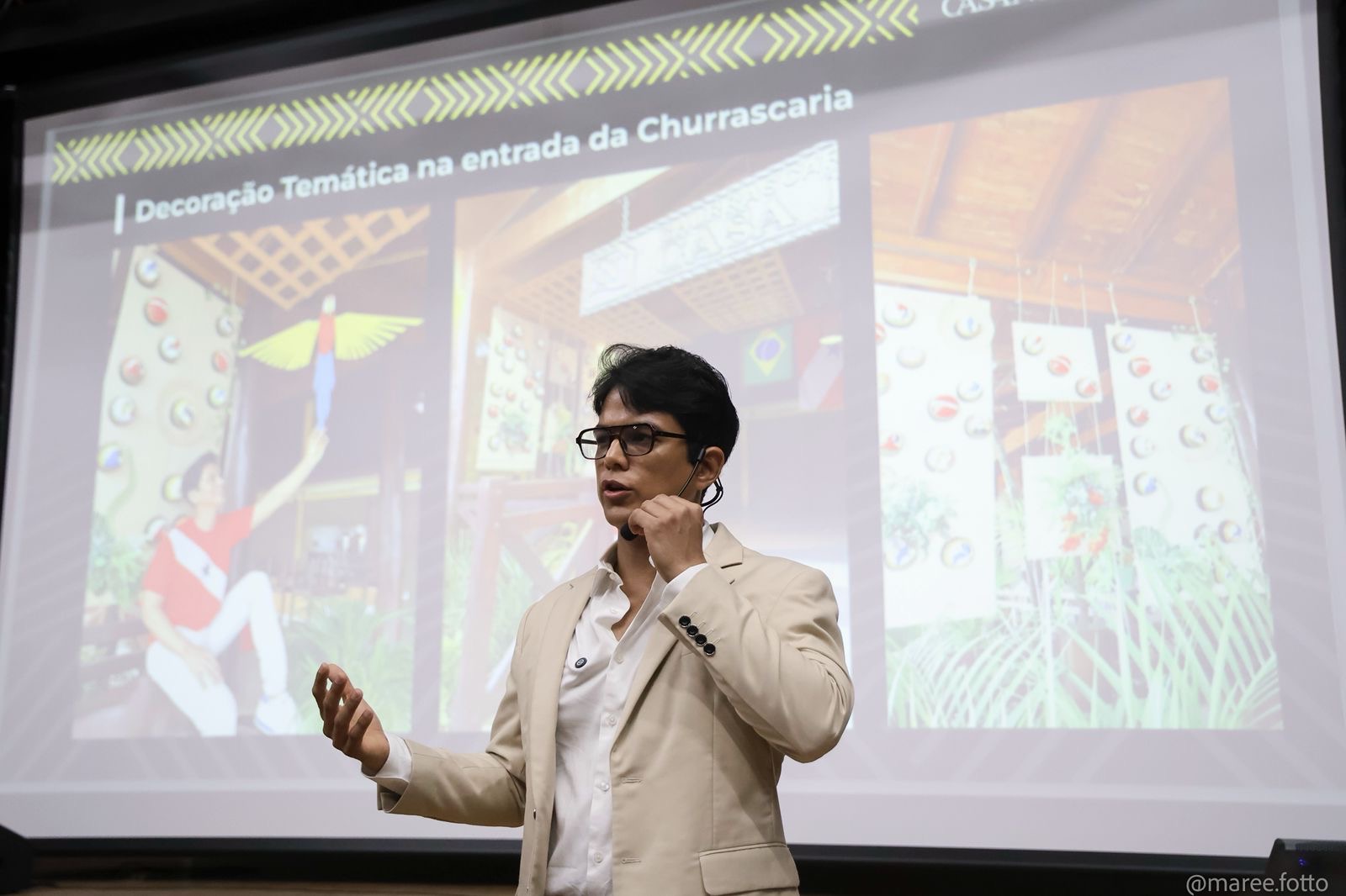 Israel Coelho, fundador do Instituto de Comunicação, ilustrando o artigo: O Poder do Networking no Empreendedorismo: Como as Conexões Certas Aceleram o Sucesso do Seu Negócio